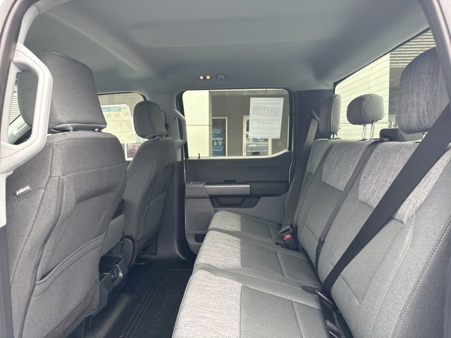 New 2026 Ford F350 XLT w/ Snow Plow/Camper Package image 28