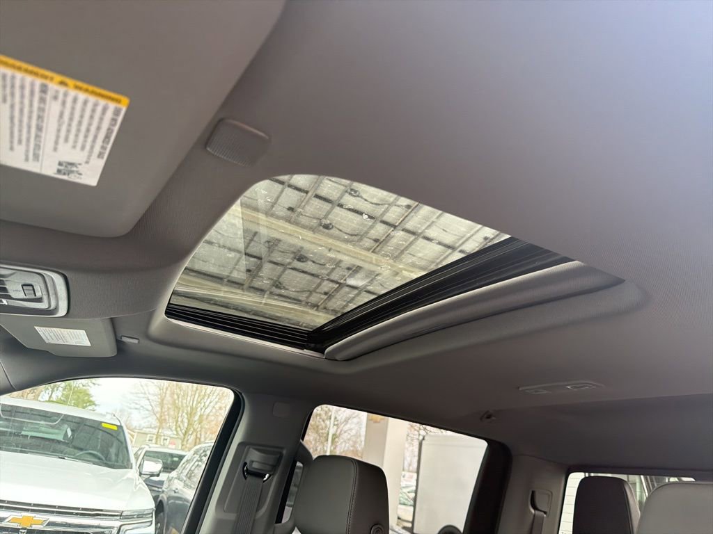 New 2026 Chevrolet Silverado 1500 LTZ w/ LTZ Premium Package image 18