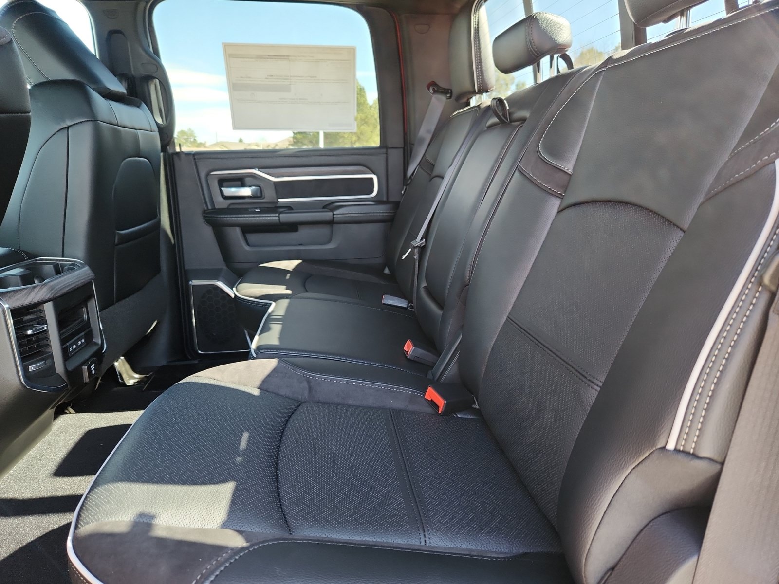 New 2026 RAM 2500 Laramie w/ Sport Appearance Package AWD/4WD image 21