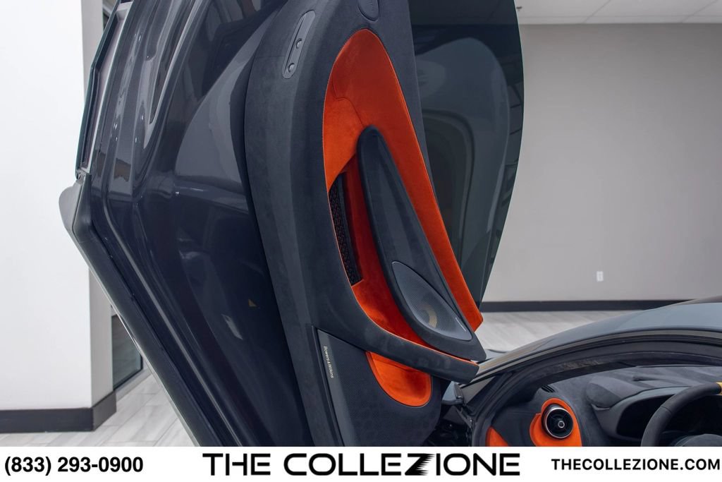 Used 2019 McLaren 600LT RWD image 48
