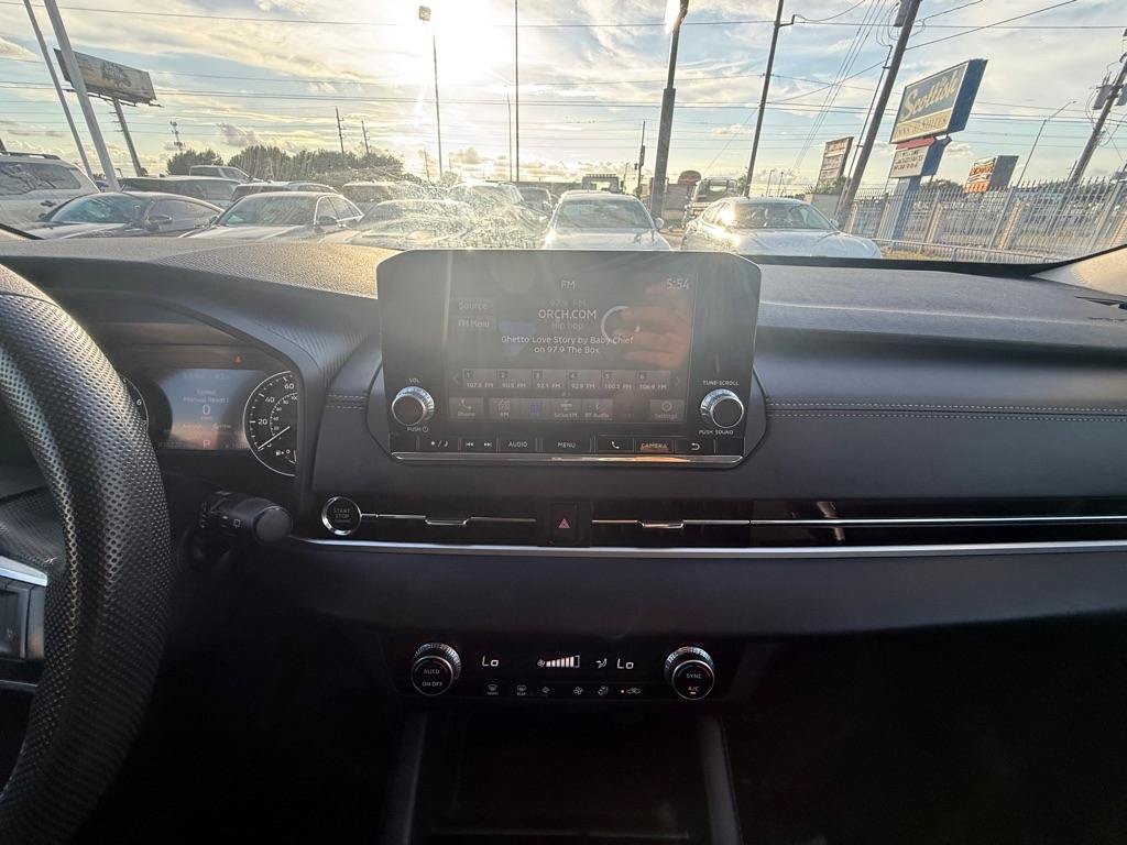 Used 2024 Mitsubishi Outlander ES FWD image 22