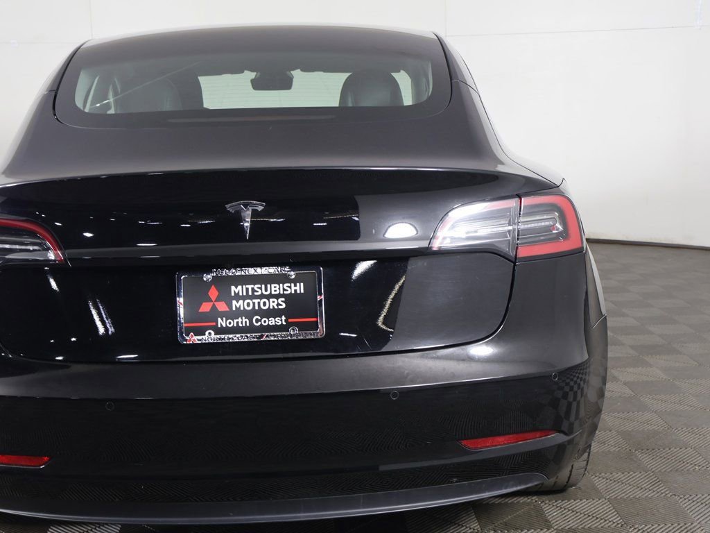 Used 2021 Tesla Model 3 Standard Range Plus image 15