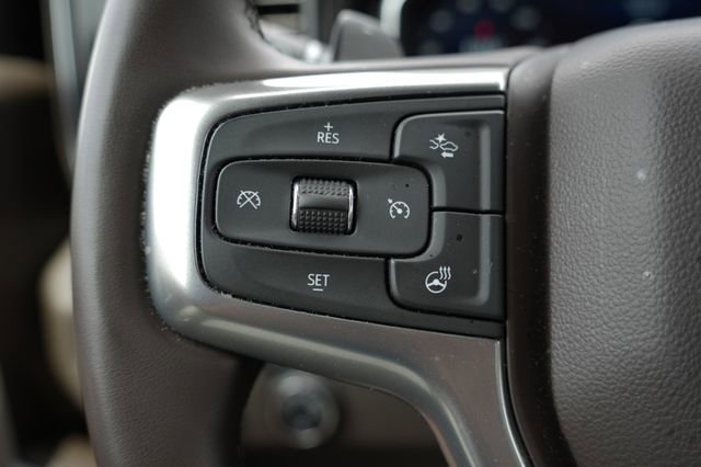 Used 2025 Chevrolet Silverado 1500 LT w/ Z71 Off-Road Package AWD/4WD image 19