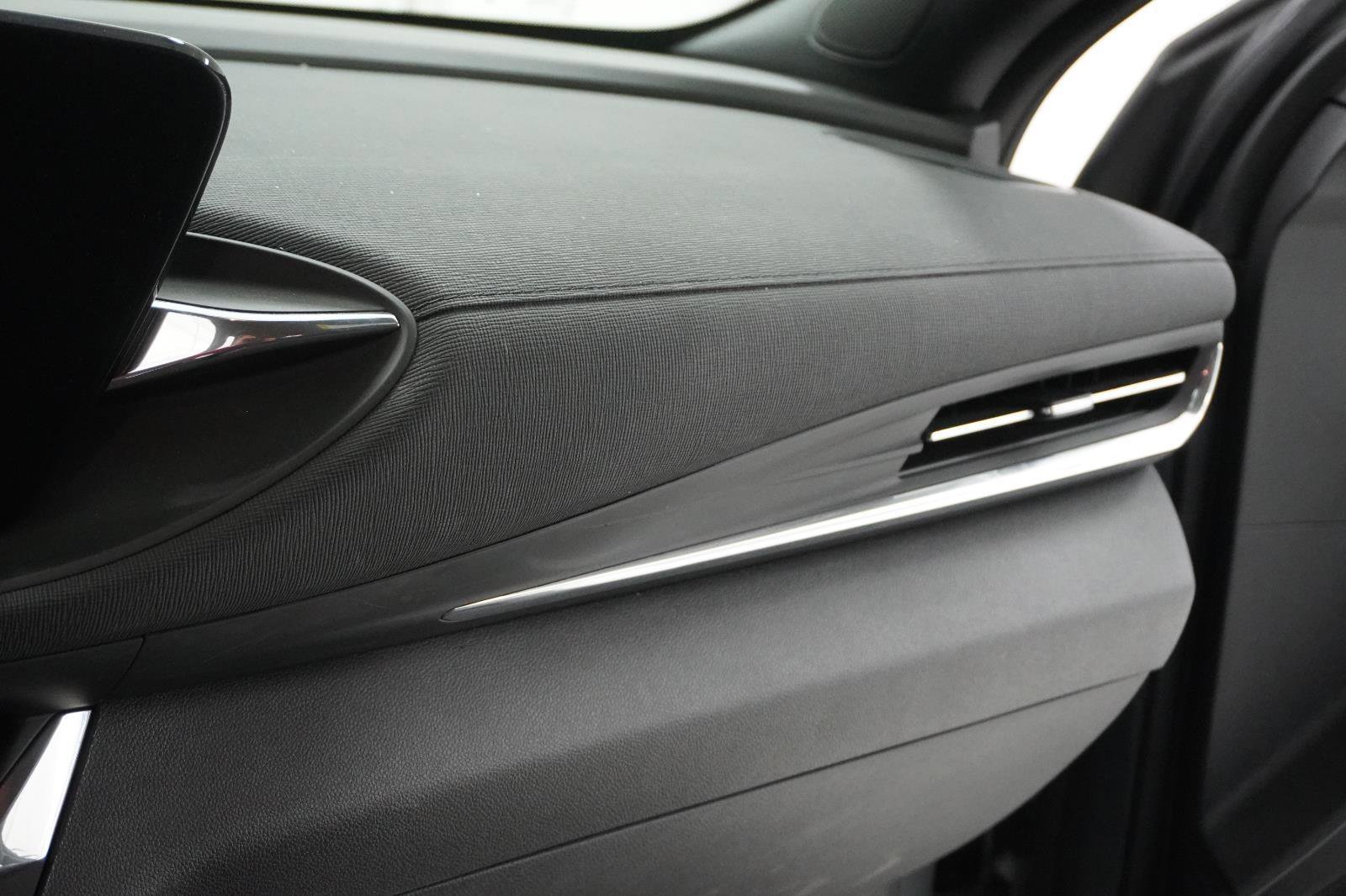 Used 2025 Buick Envista Preferred w/ Convenience II Package image 31