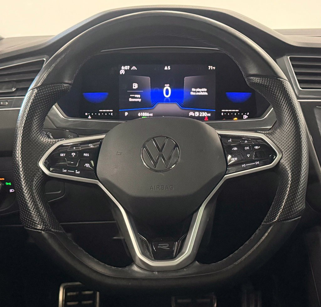 Used 2022 Volkswagen Tiguan SE R-Line AWD/4WD image 16