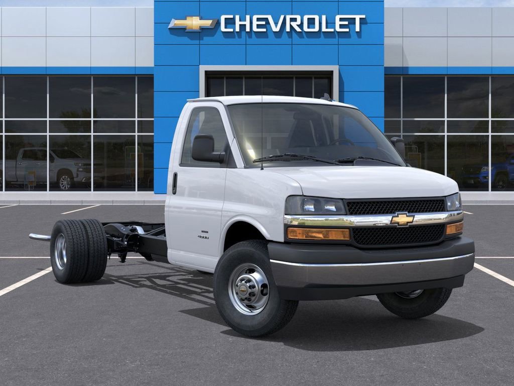 New 2026 Chevrolet Express 3500 w/ Power Convenience Package image 29