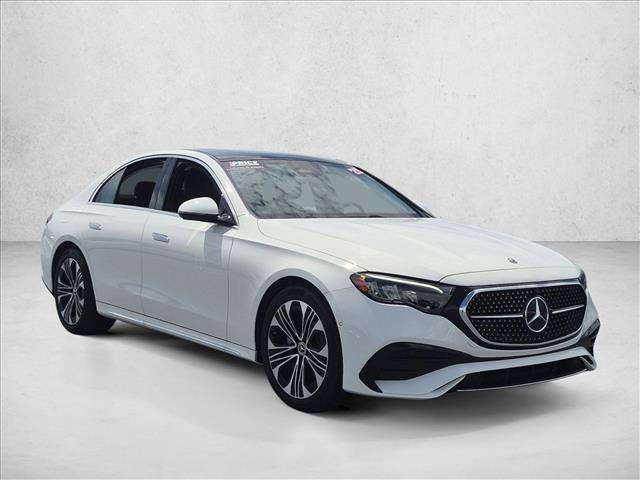 Used 2026 Mercedes-Benz E 350 4MATIC Sedan image 3
