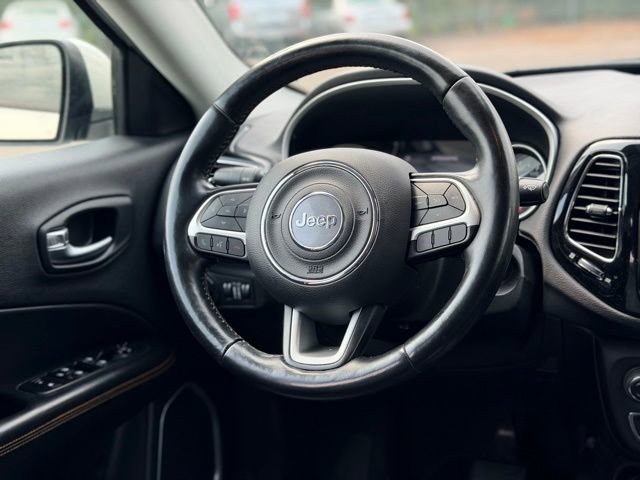 Used 2020 Jeep Compass Limited AWD/4WD image 21