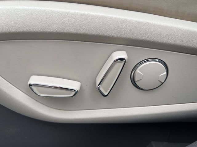 Used 2017 Lincoln MKX Reserve w/ Lincoln MKX Climate Package AWD/4WD image 22