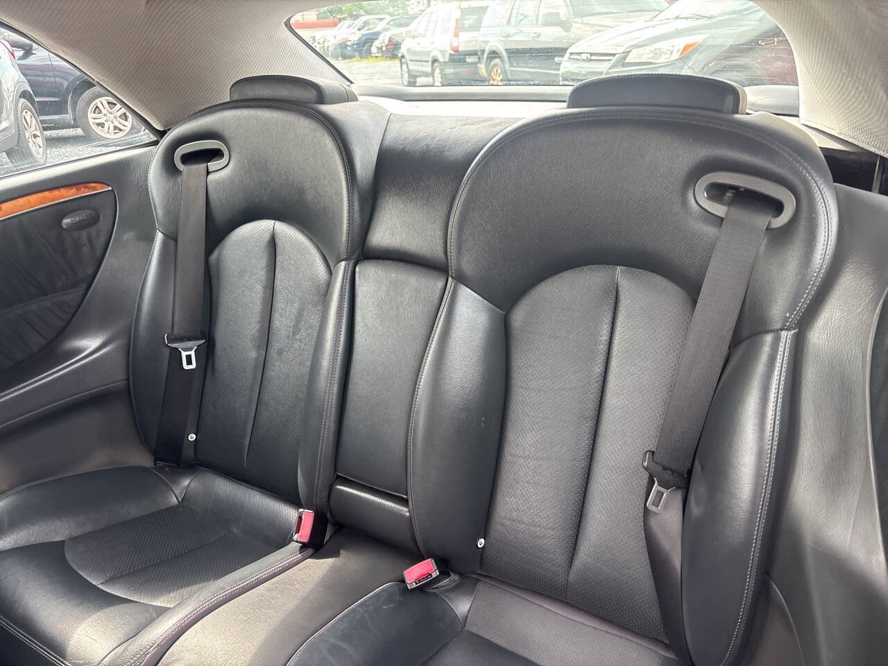 Used 2005 Mercedes-Benz CLK 320 Cabriolet image 17