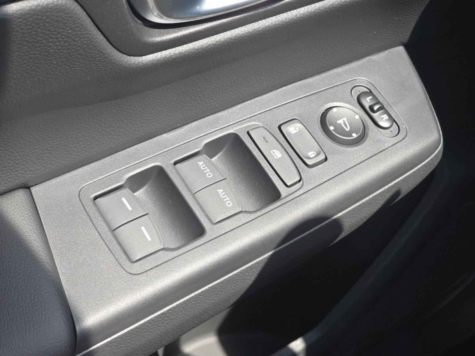 New 2026 Honda CR-V EX image 21