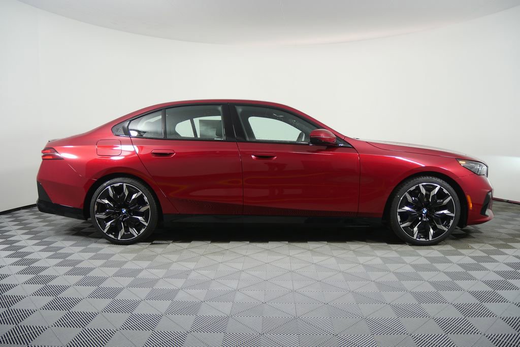 New 2026 BMW 530i w/ M Sport Package image 2