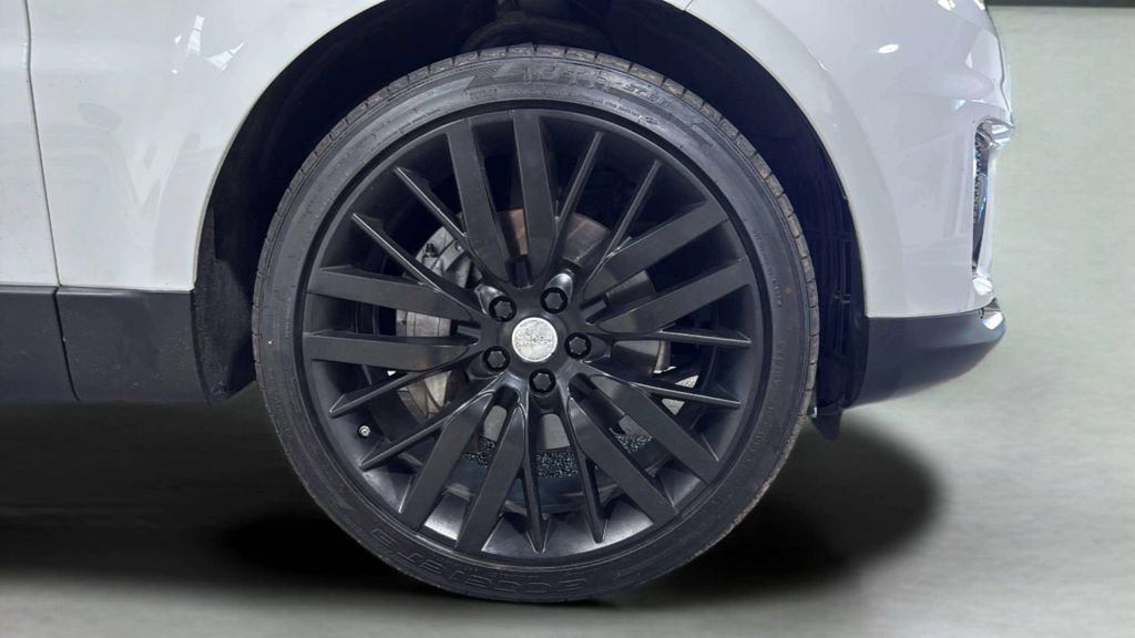 Used 2020 Land Rover Range Rover Sport SE AWD/4WD image 41