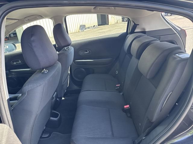 Used 2018 Honda HR-V LX image 13