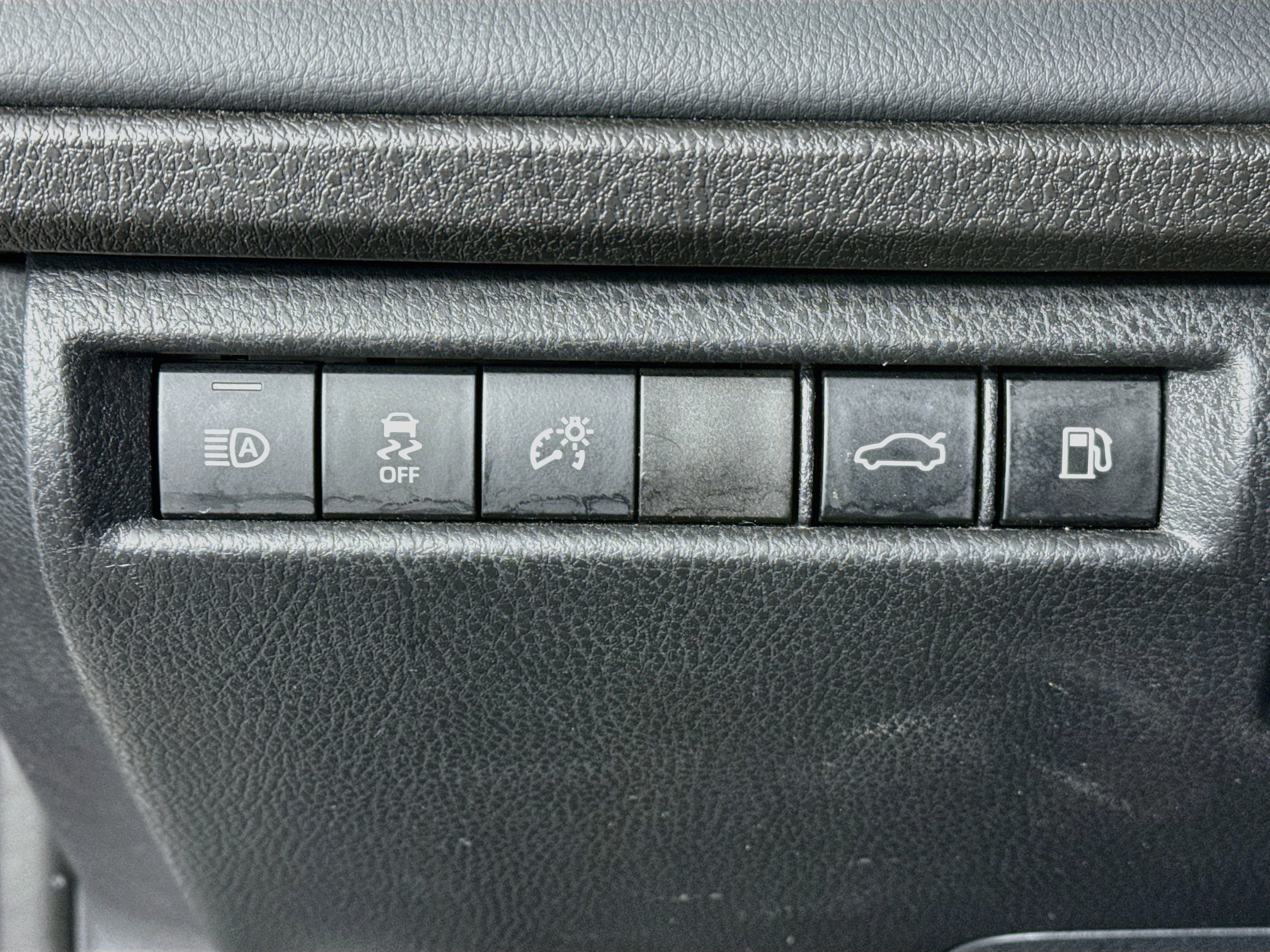 Certified 2025 Toyota Camry XSE FWD image 10