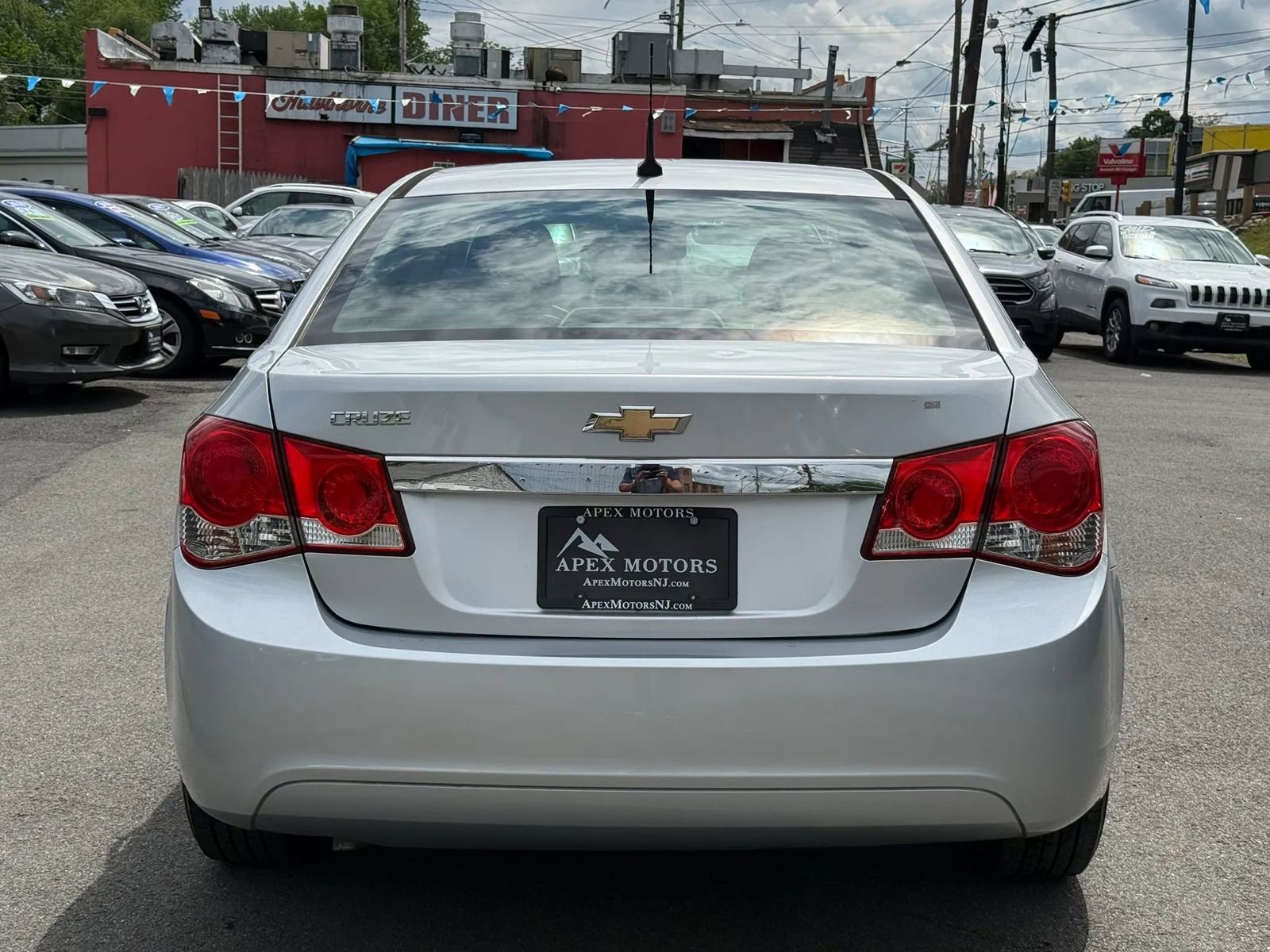 Used 2013 Chevrolet Cruze LS FWD image 7