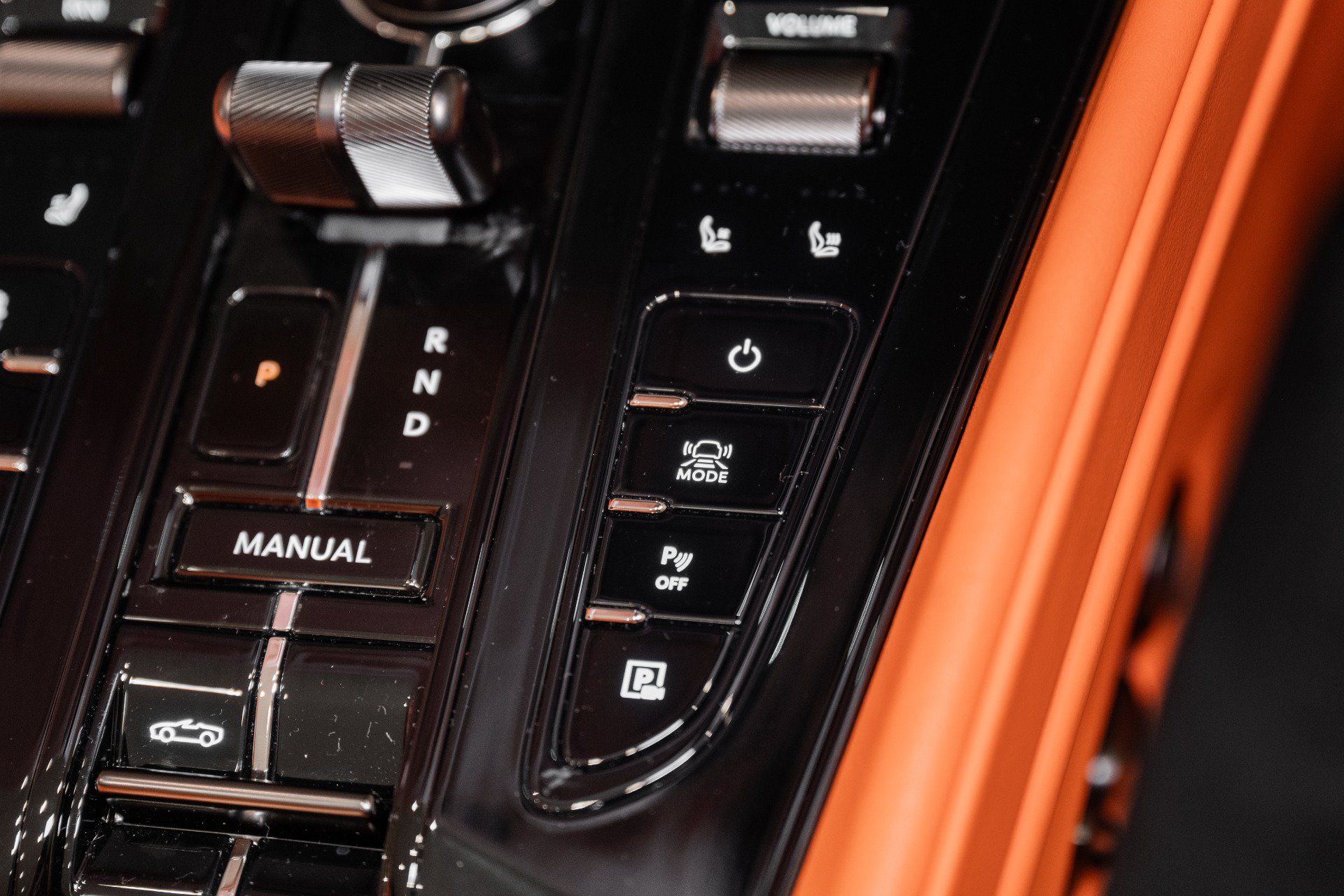 New 2026 Aston Martin DB12 Convertible RWD image 33
