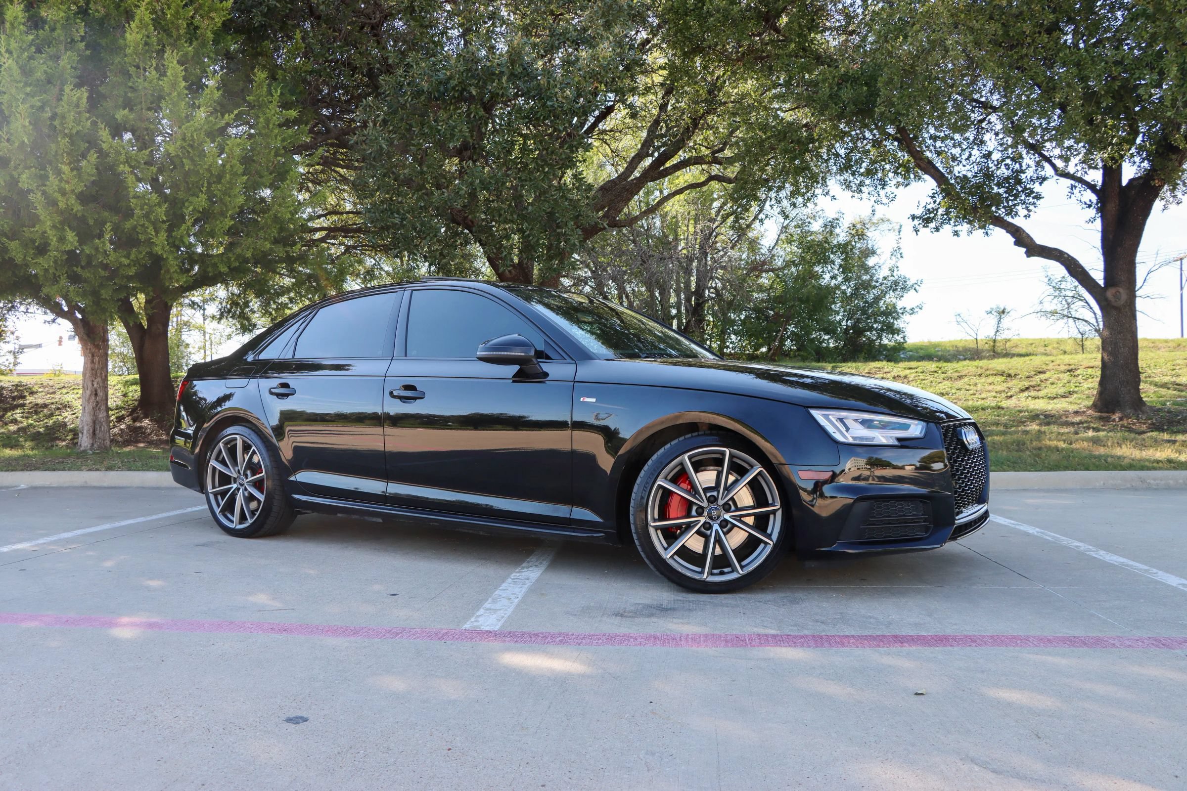 Used 2018 Audi A4 2.0T Premium Plus w/ Premium Plus Package AWD/4WD image 1