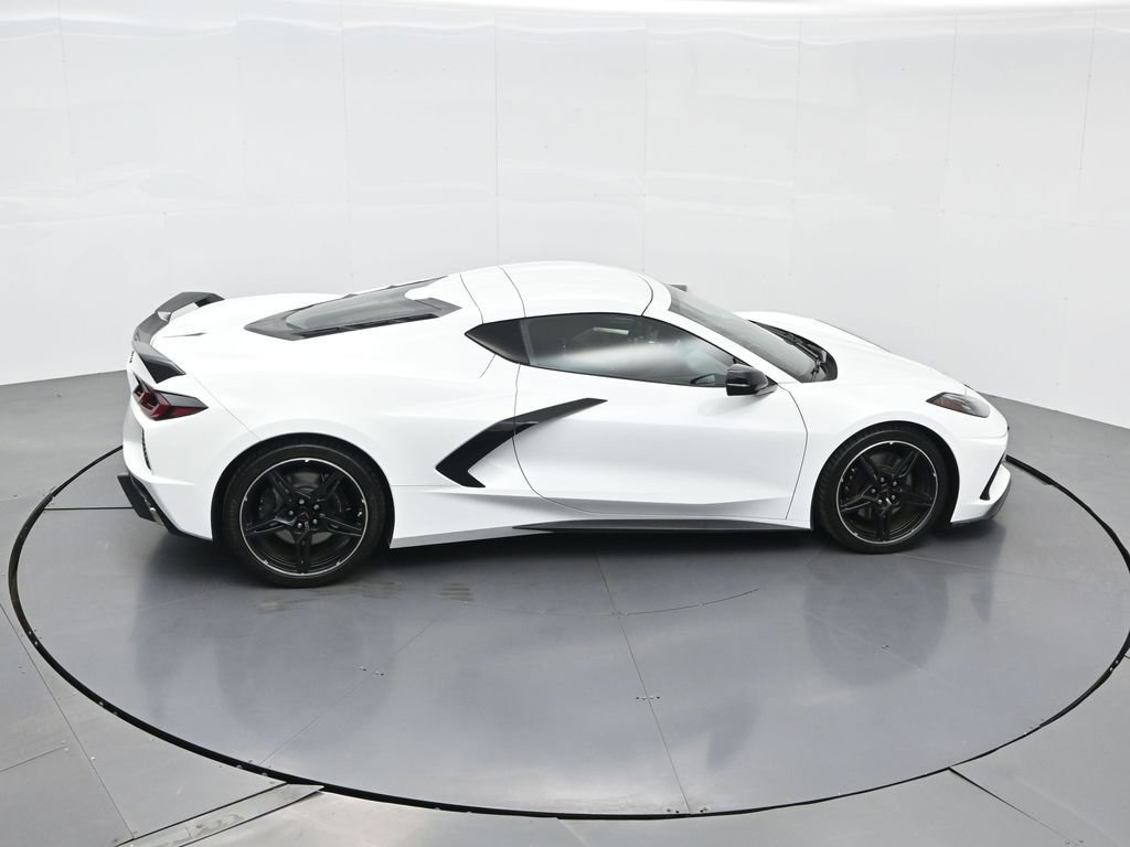Used 2022 Chevrolet Corvette Stingray Premium Cpe w/ Z51 Performance Package image 48