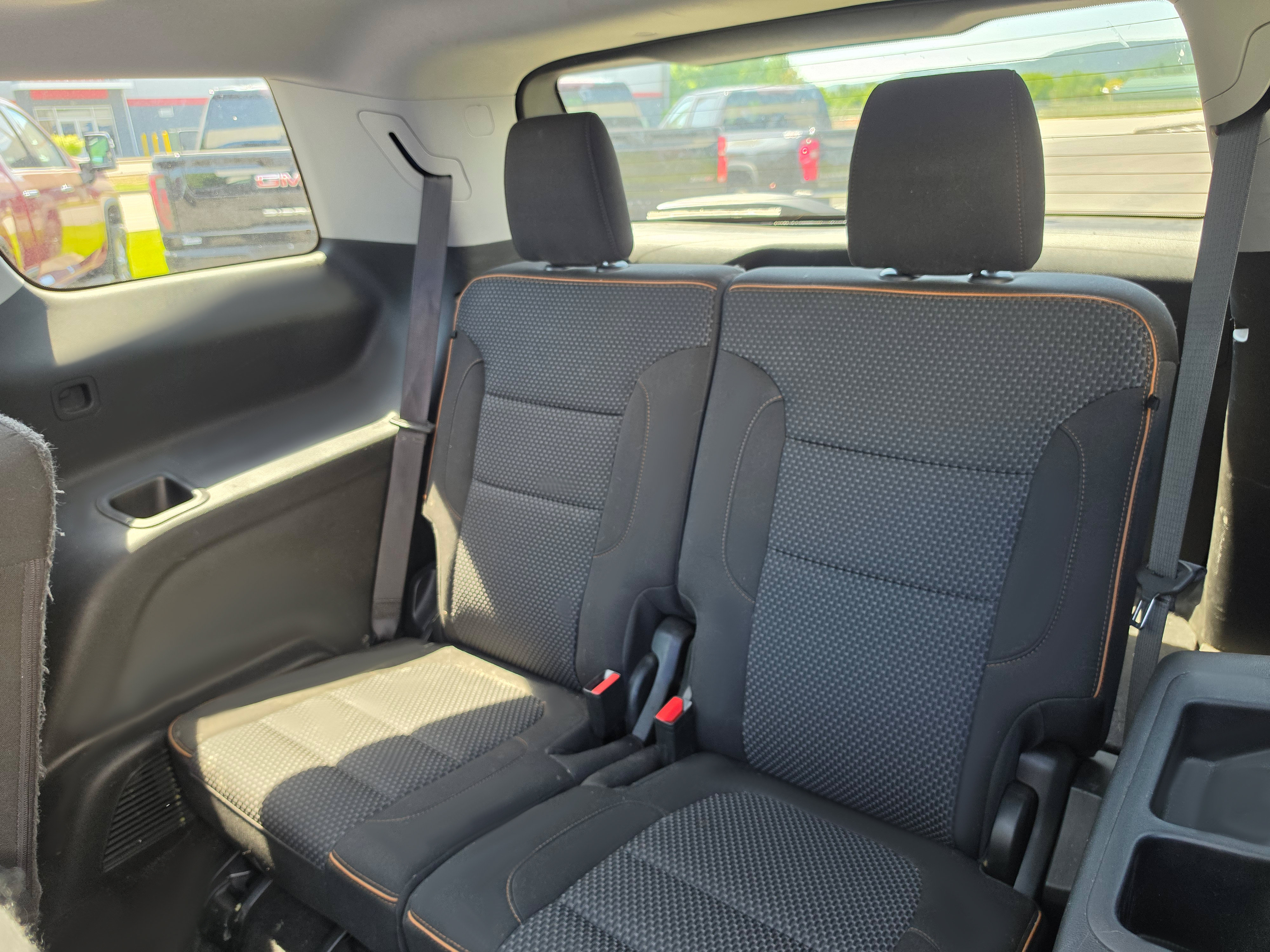 Used 2021 GMC Acadia AT4 AWD/4WD image 13