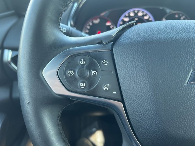 Used 2023 Chevrolet Traverse Premier image 32