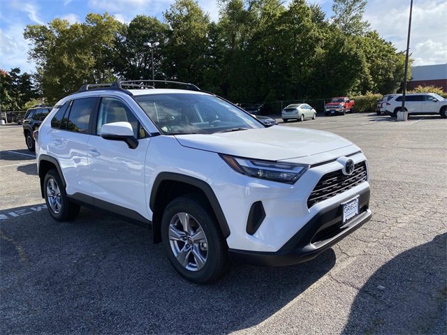 New 2025 Toyota RAV4 XLE