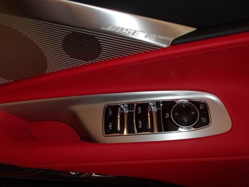 Used 2023 Chevrolet Corvette Stingray Premium Conv w/ Z51 Performance Package image 11