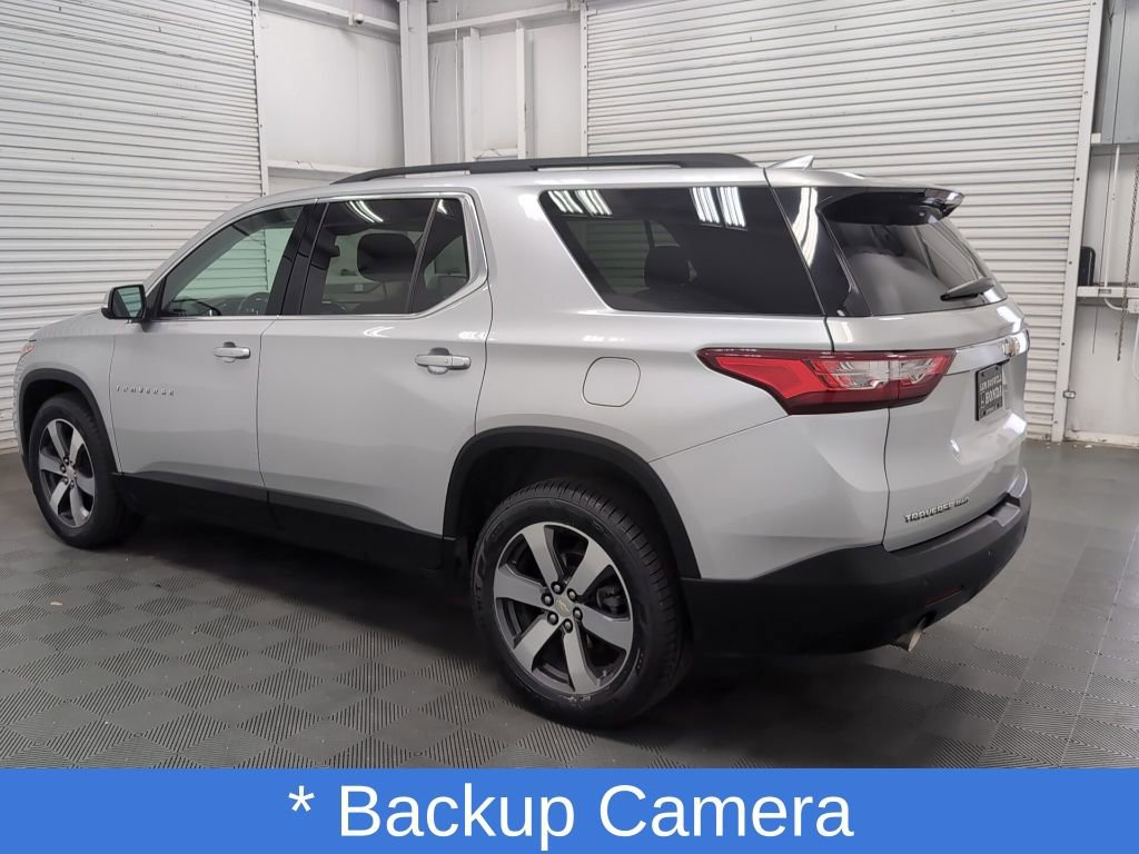 Used 2021 Chevrolet Traverse LT w/ LT Premium Package image 6