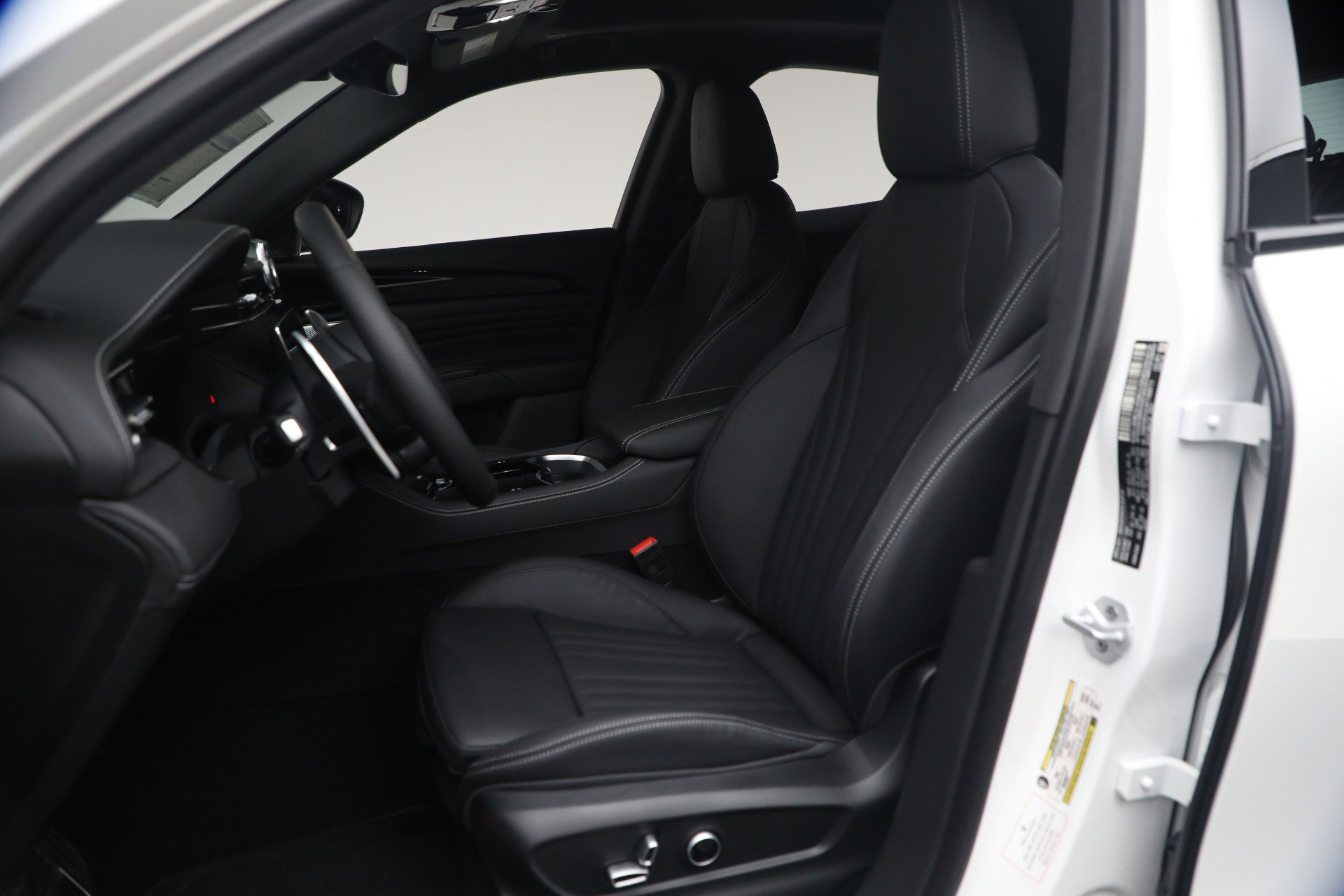 New 2026 Maserati Grecale Modena image 15