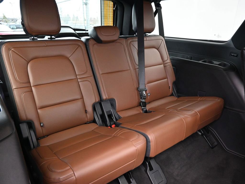 Used 2024 Lincoln Navigator L Reserve image 37