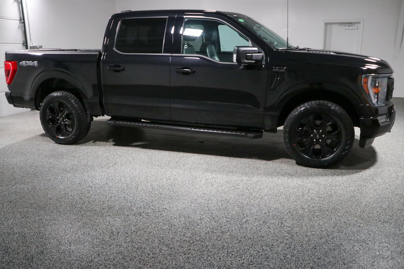Used 2023 Ford F150 XLT w/ Equipment Group 302A High AWD/4WD image 6