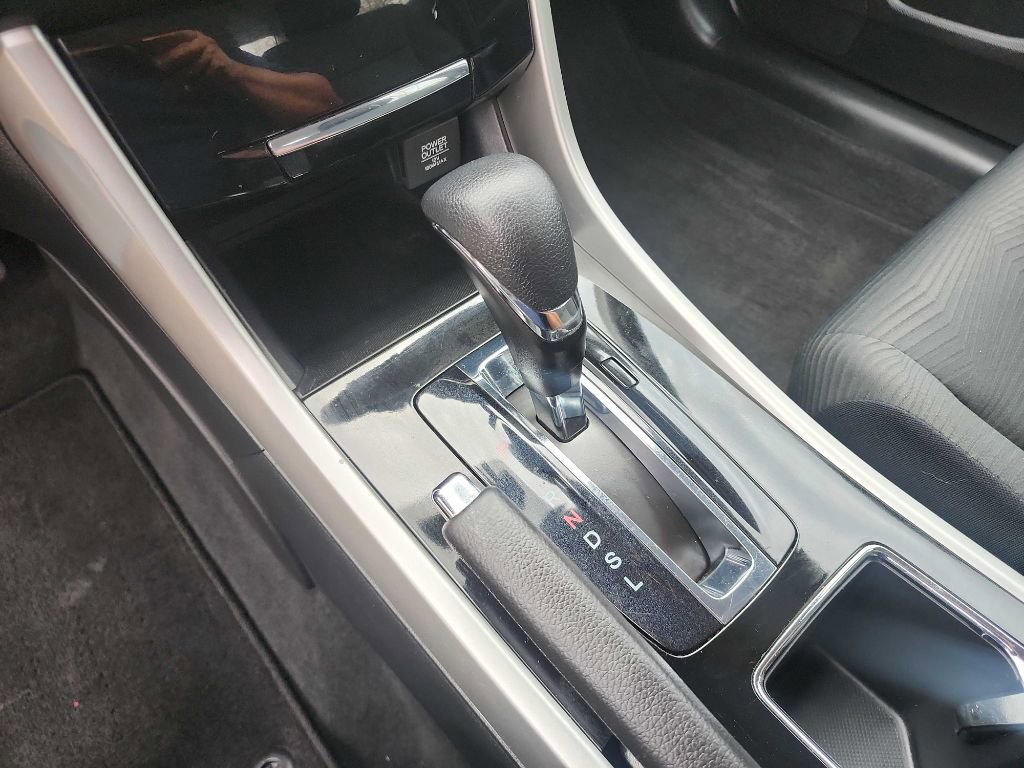 Used 2016 Honda Accord LX image 23