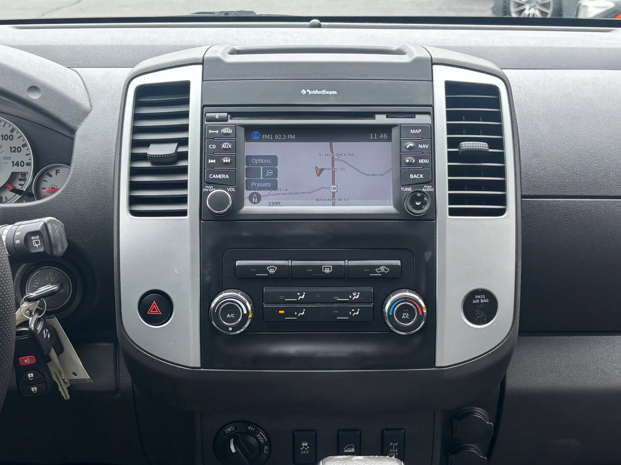 Used 2013 Nissan Xterra PRO-4X w/ Pro-4x Leather Pkg AWD/4WD image 26