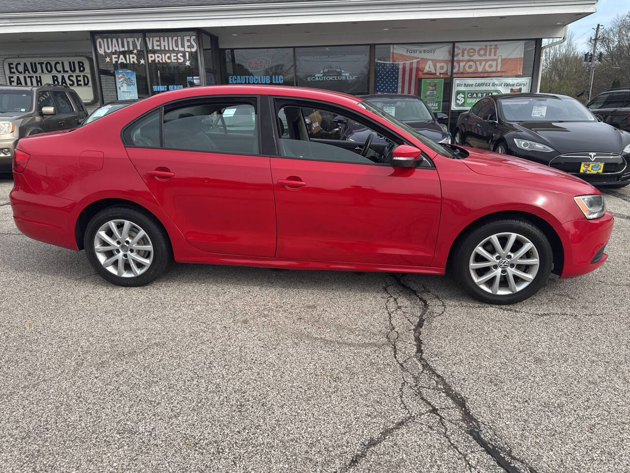 Used 2011 Volkswagen Jetta SE FWD image 5