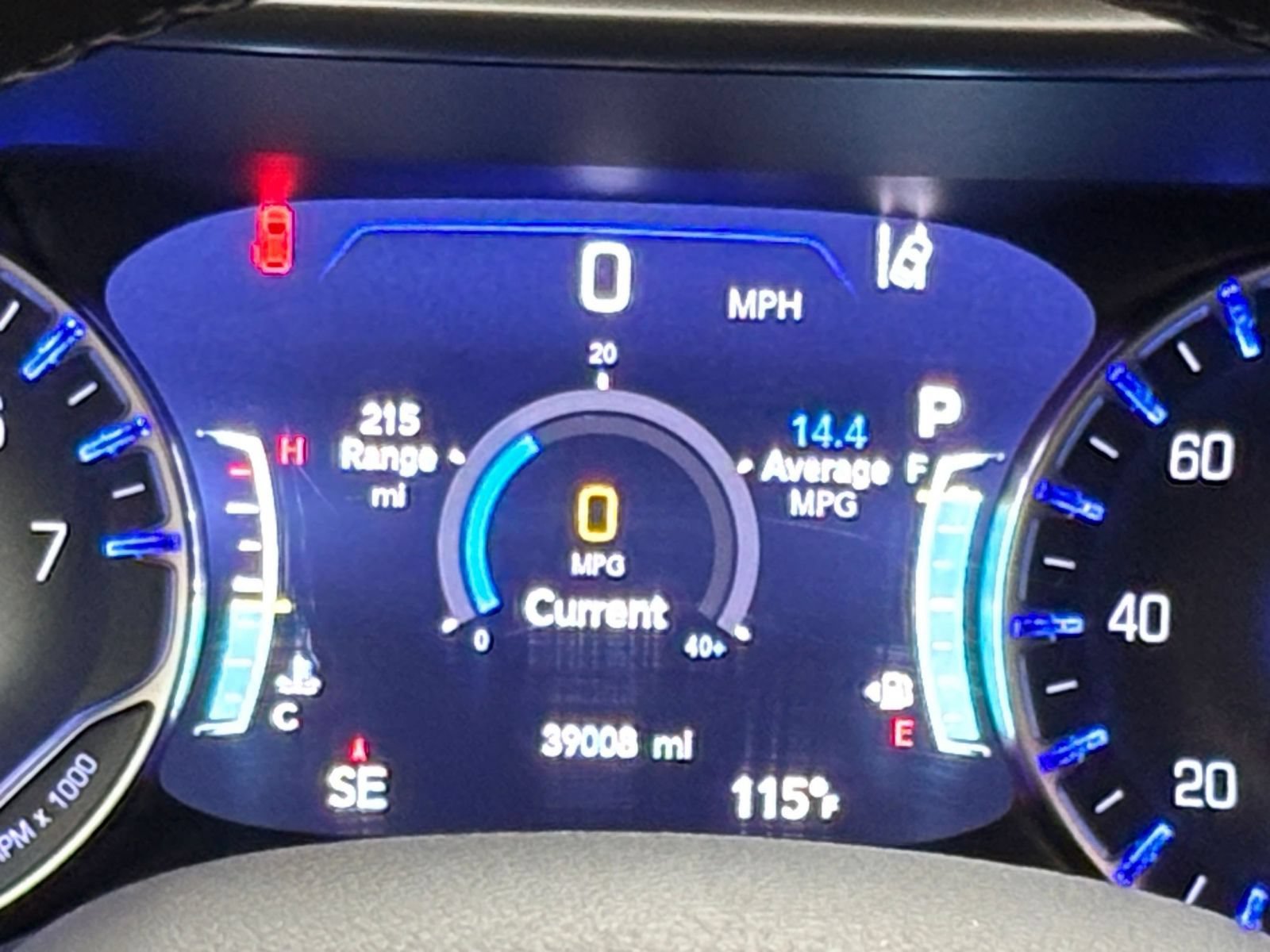 Used 2025 Chrysler Pacifica Select FWD image 41