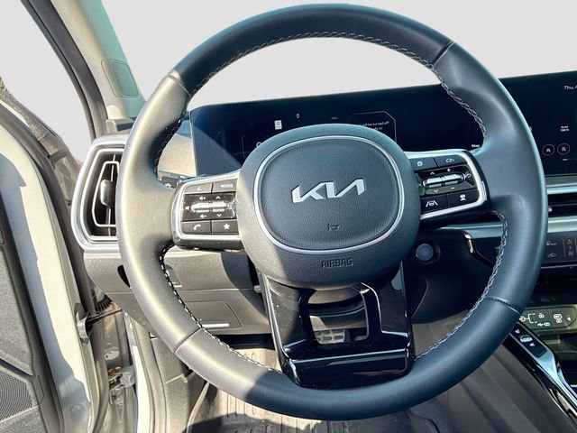 Used 2024 Kia Sorento SX image 13