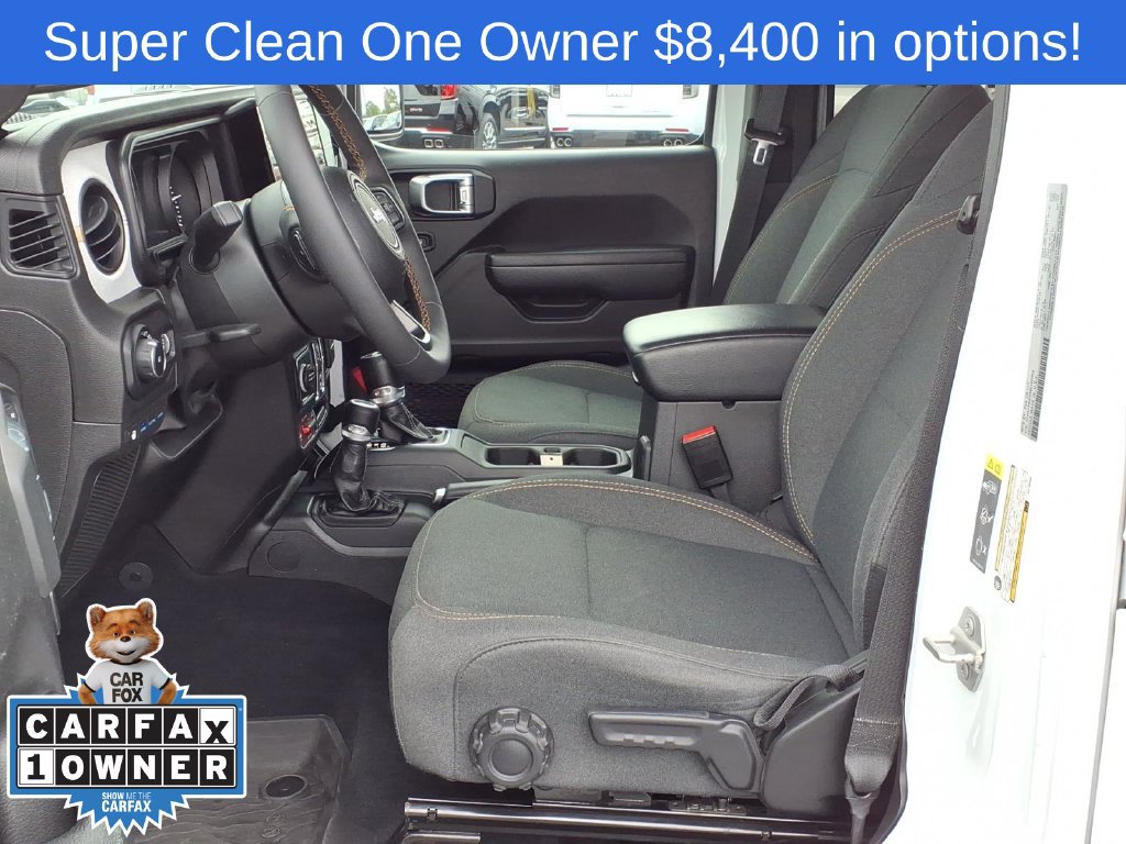 Used 2024 Jeep Wrangler Unlimited AWD/4WD image 5