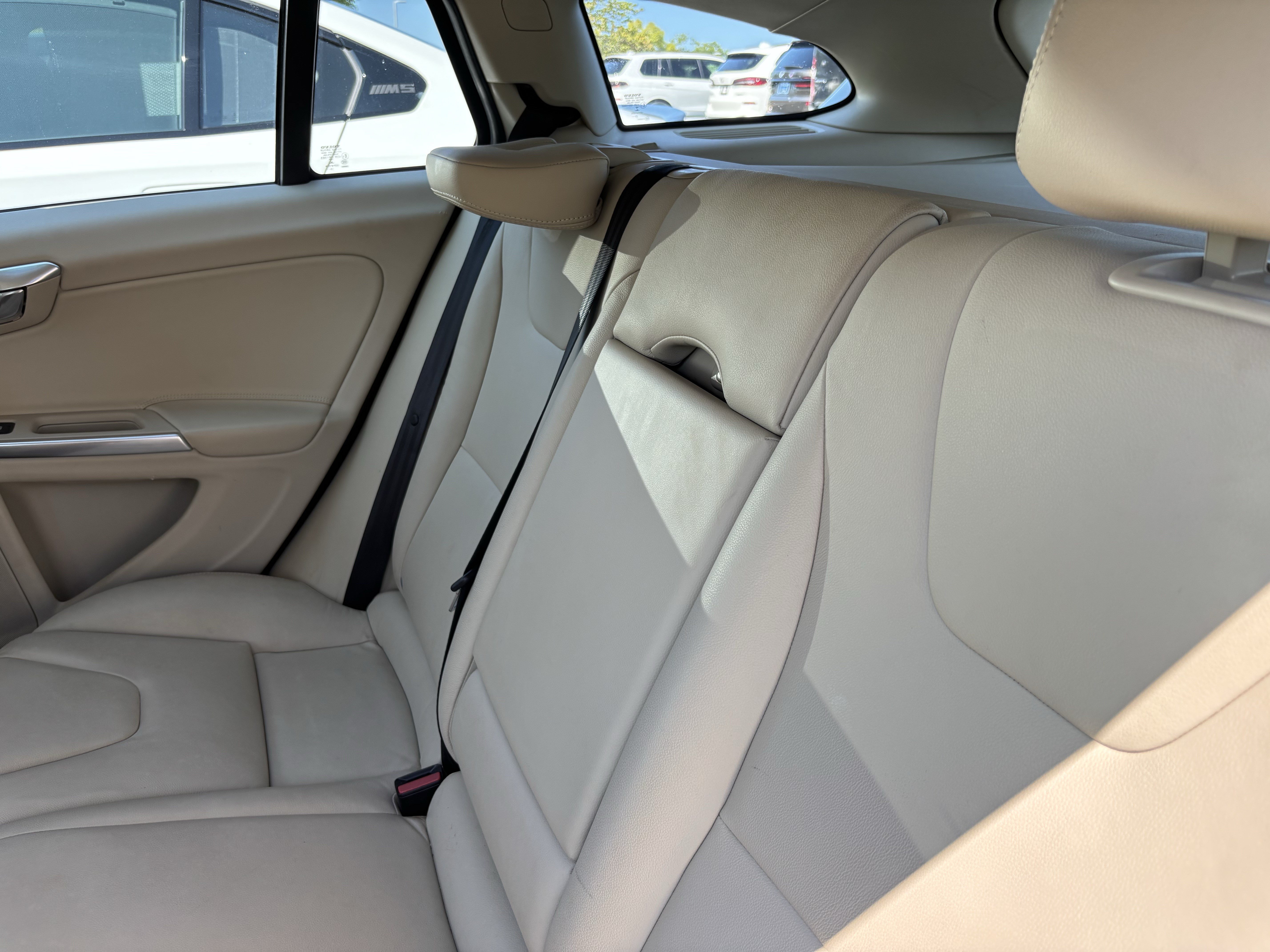 Used 2015 Volvo V60 T5 Premier Plus FWD image 32