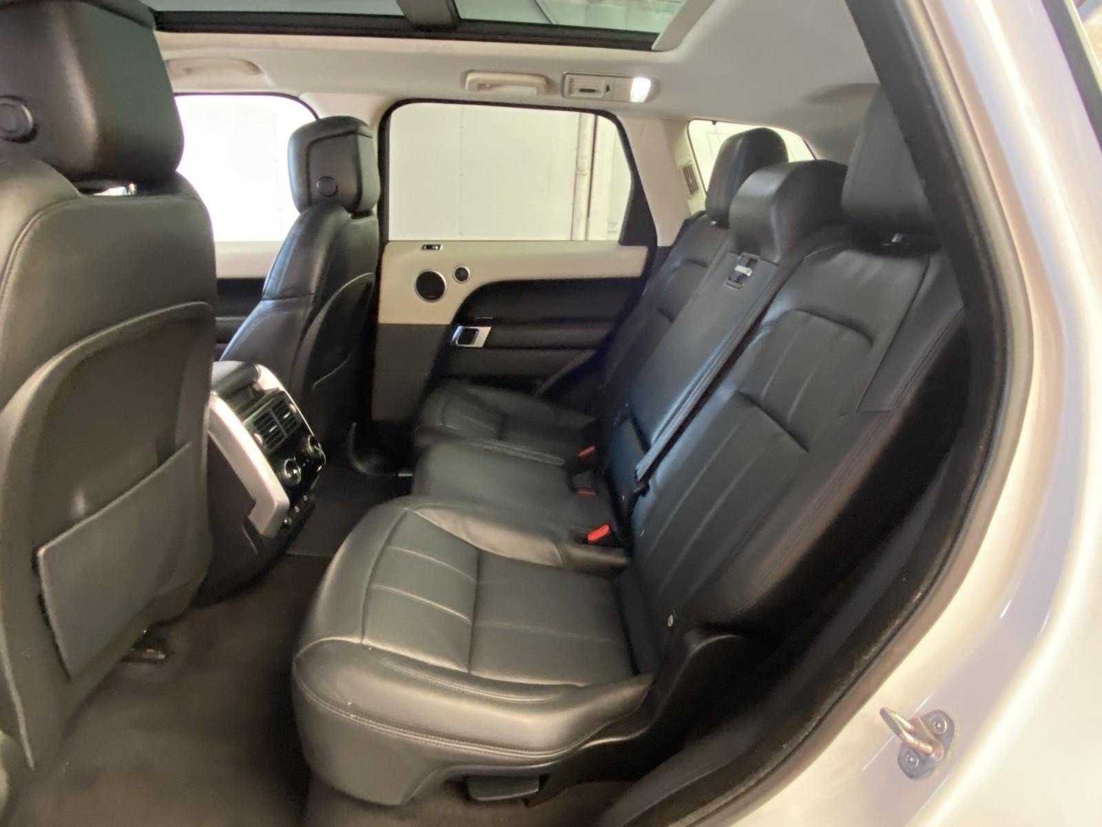 Used 2022 Land Rover Range Rover Sport HSE Silver Edition AWD/4WD image 19