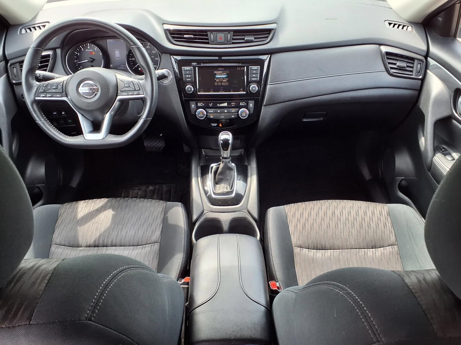 Used 2018 Nissan Rogue SV AWD/4WD image 12