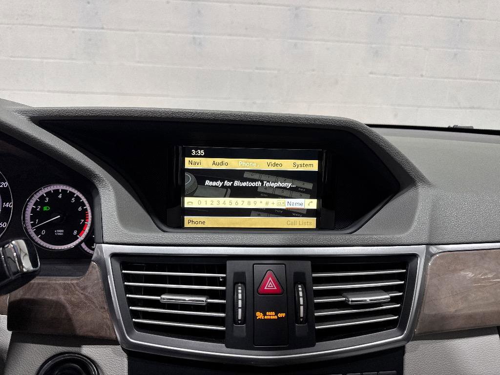 Used 2011 Mercedes-Benz E 350 Sedan image 40
