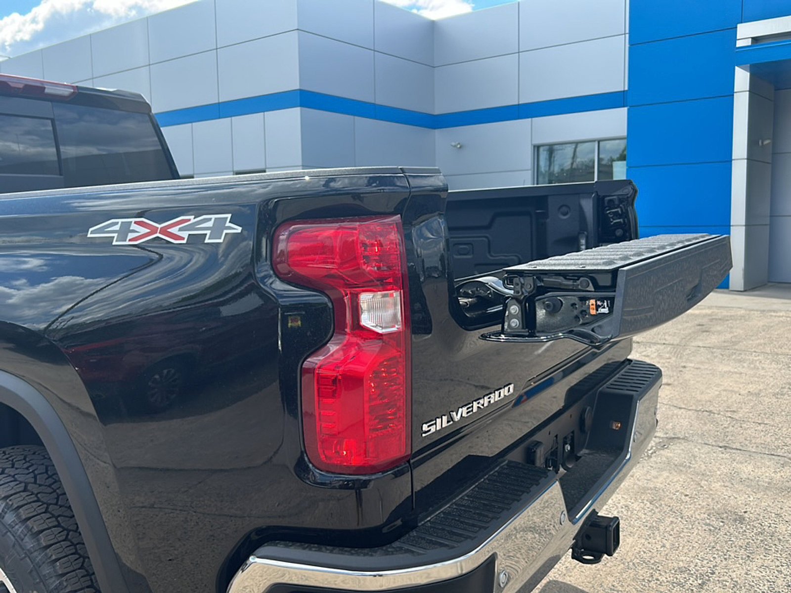 New 2026 Chevrolet Silverado 2500 LT AWD/4WD image 11