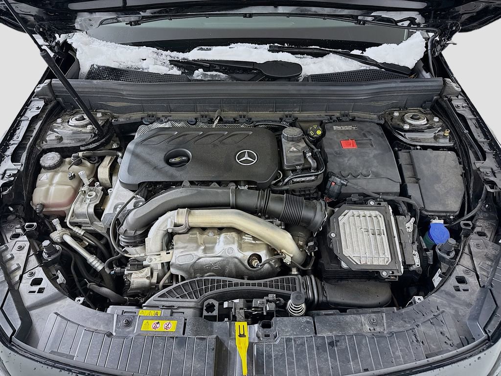 Used 2024 Mercedes-Benz GLB 250 GLB 250 image 28