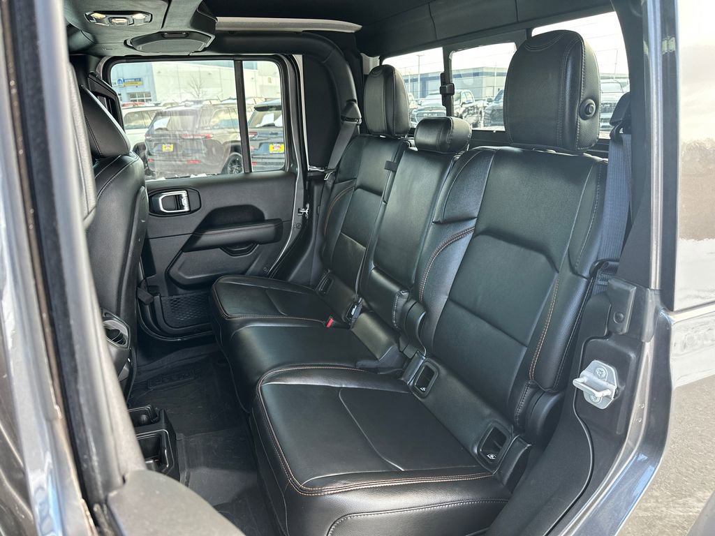 Used 2023 Jeep Gladiator Mojave w/ Cold Weather Group image 37
