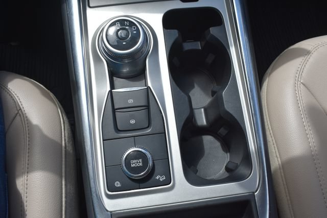 Used 2022 Ford Explorer Limited w/ Limited Technology Package AWD/4WD image 32