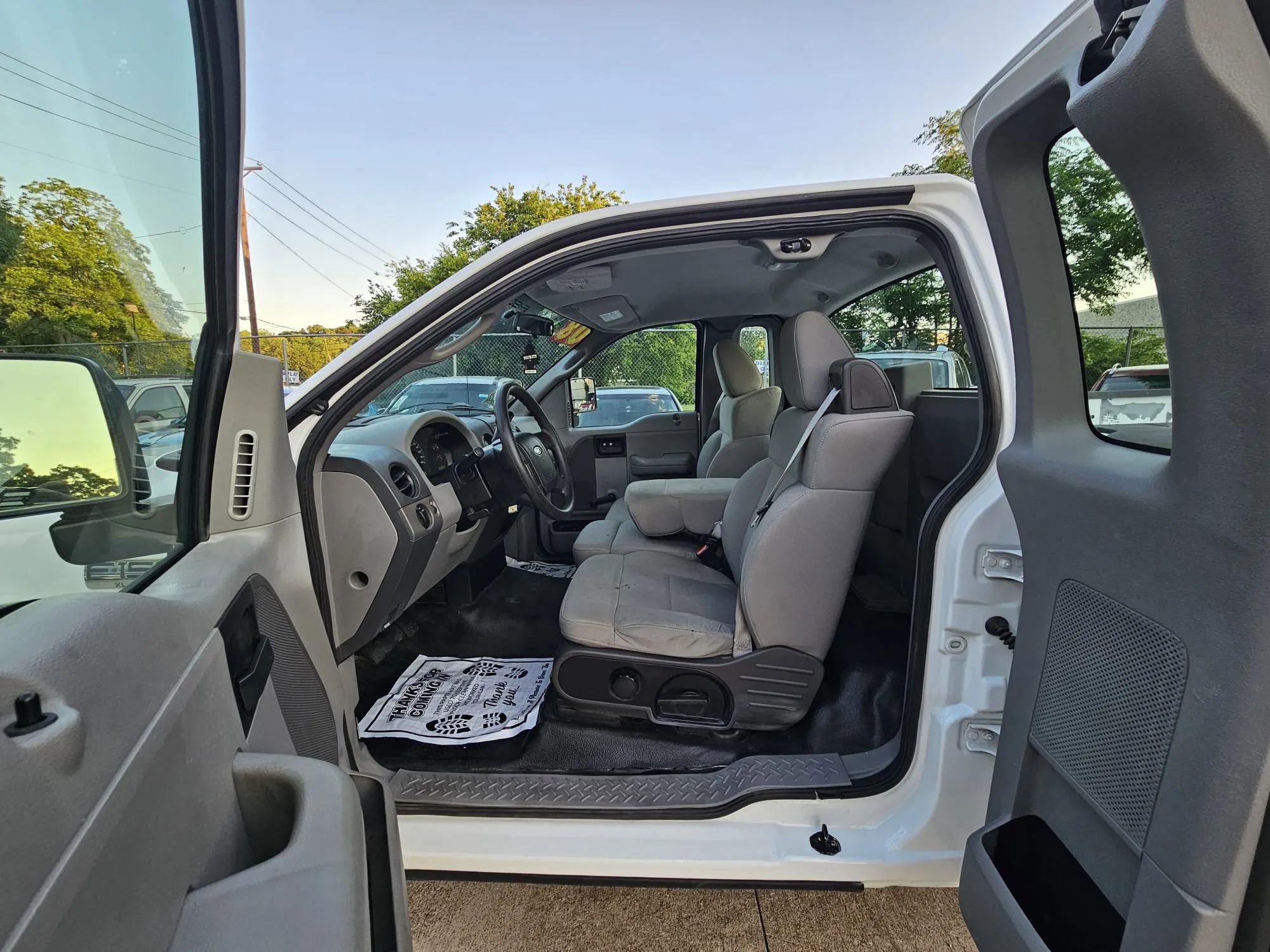 Used 2008 Ford F150 XL RWD image 4
