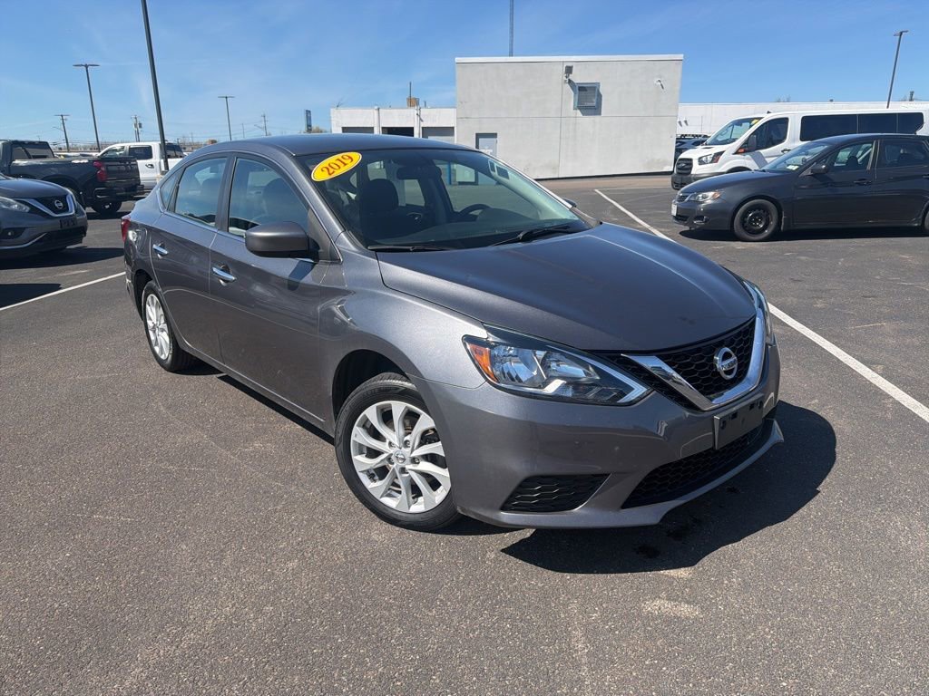 Used 2019 Nissan Sentra SV FWD image 1