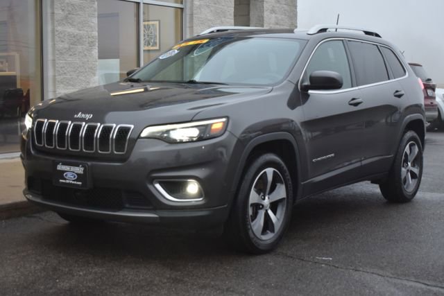 Used 2019 Jeep Cherokee Limited w/ Luxury Group image 9