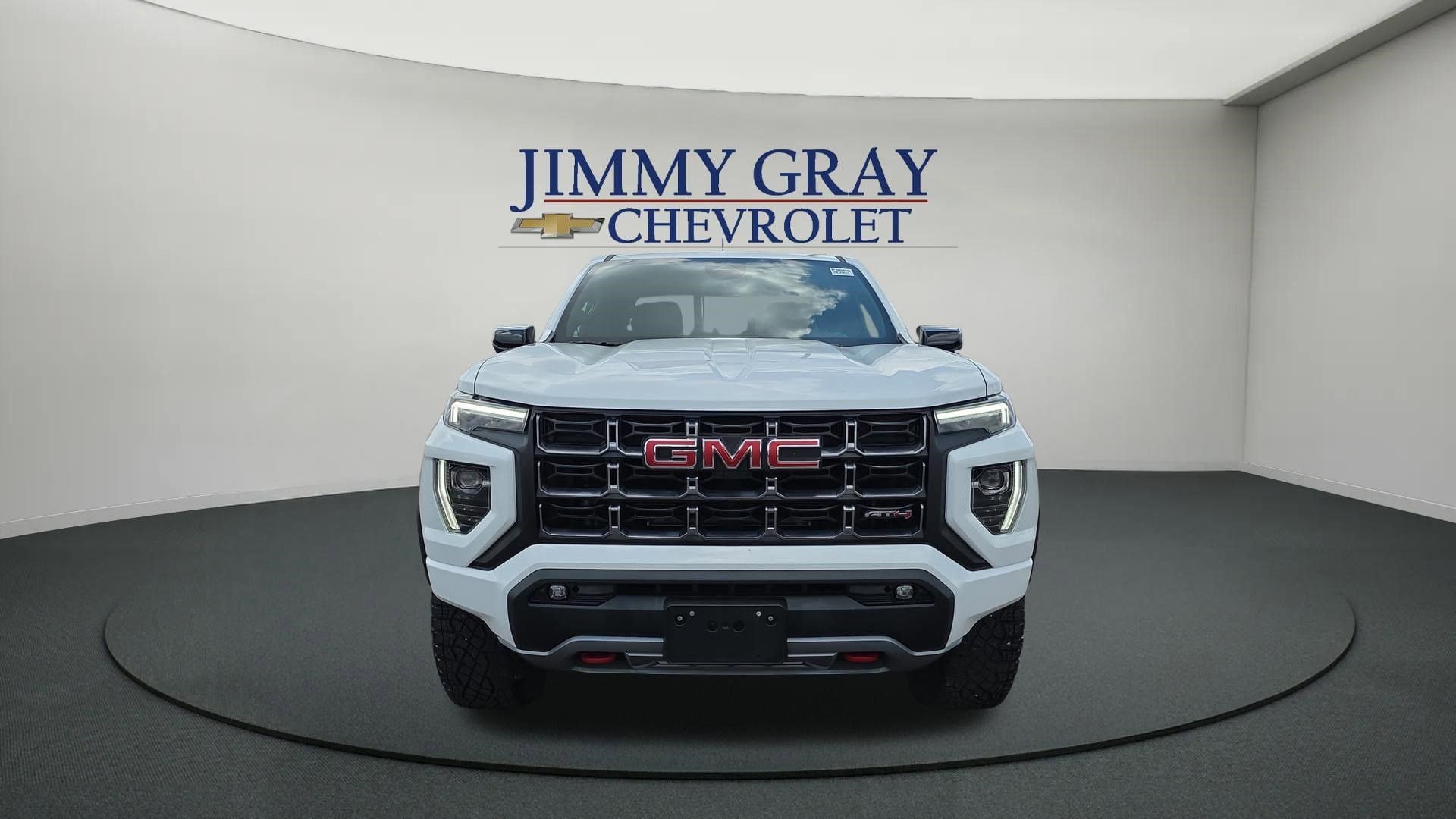 Used 2024 GMC Canyon AT4 AWD/4WD image 8
