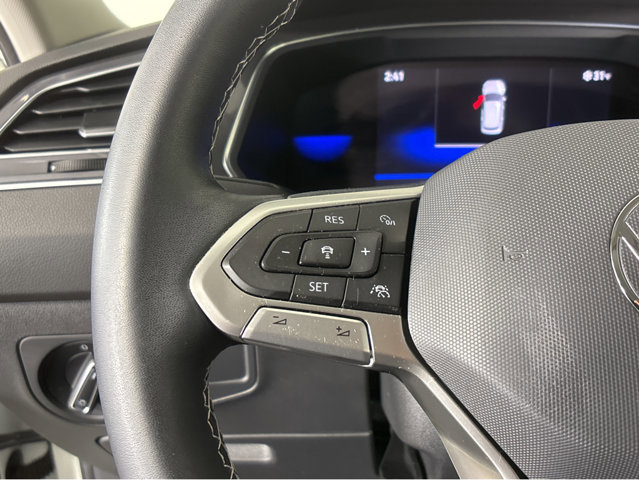 Used 2022 Volkswagen Tiguan SE image 27